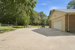 602 Todd Dr, Goldsboro, NC 27534 - Photo 31