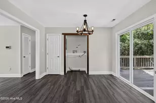 912 Laurel Ln, Jacksonville, NC 28546 - Photo 5