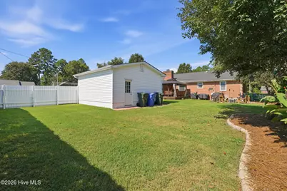 1100 Par Three Drive S, Wilson, NC 27893 - Photo 37