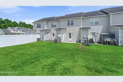 307 Bridgewood Drive, Jacksonville, NC 28546 - Photo 19