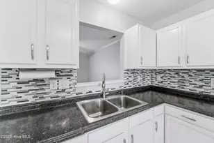 307 Bridgewood Dr, Jacksonville, NC 28546 - Photo 13