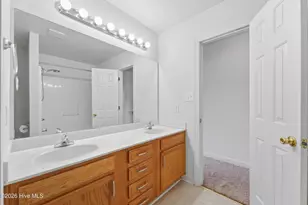 307 Bridgewood Dr, Jacksonville, NC 28546 - Photo 23