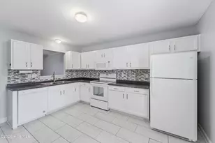 307 Bridgewood Dr, Jacksonville, NC 28546 - Photo 11