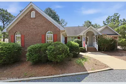 137 Winsford Circle, West End, NC 27376 - Photo 1
