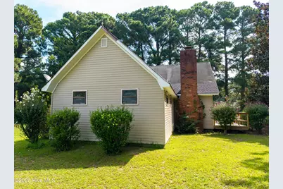 205 S End Road, Knotts Island, NC 27950 - Photo 11