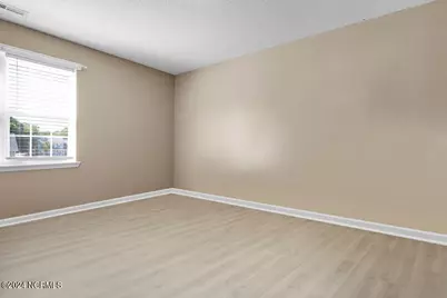 134 Lawndale Lane, Sneads Ferry, NC 28460 - Photo 17