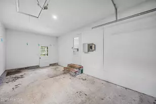 505 E Coston Rd, Burgaw, NC 28425 - Photo 21