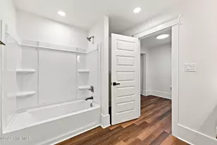 296 Fourth St, Ayden, NC 28513 - Photo 17