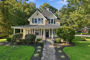 296 Fourth St, Ayden, NC 28513 - Photo 1