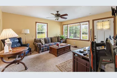 818 Van Warren Road, Roanoke Rapids, NC 27870 - Photo 5