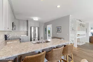 11017 Inlet Dr, Emerald Isle, NC 28594 - Photo 9