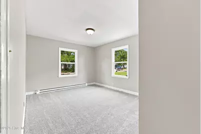 911 Bartlett Avenue, Elizabeth City, NC 27909 - Photo 17