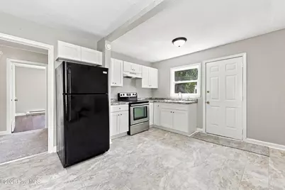 911 Bartlett Avenue, Elizabeth City, NC 27909 - Photo 11
