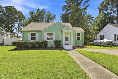 911 Bartlett Avenue, Elizabeth City, NC 27909 - Photo 1