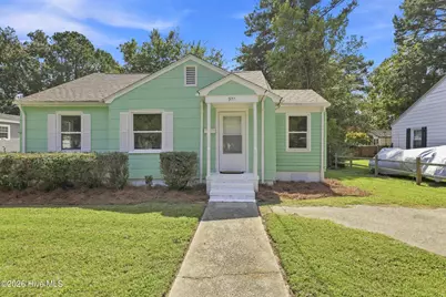 911 Bartlett Avenue, Elizabeth City, NC 27909 - Photo 3