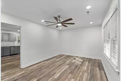 110 Boulder Lane, Jacksonville, NC 28540 - Photo 5
