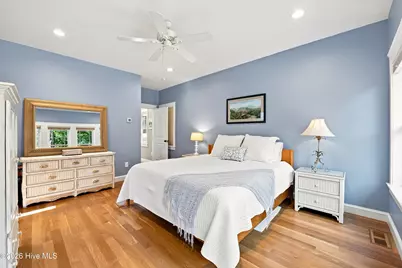 619 First Avenue, Oriental, NC 28571 - Photo 5