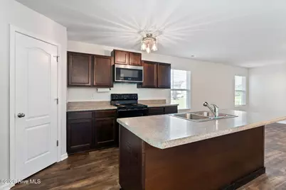 1102 Farmhouse Lane, Jacksonville, NC 28546 - Photo 11