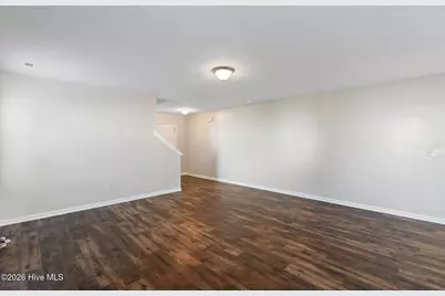 1102 Farmhouse Lane, Jacksonville, NC 28546 - Photo 5
