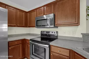 400 Blue Pennant Ct, Sneads Ferry, NC 28460 - Photo 13