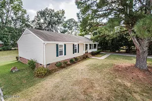 1413 Rock Creek Dr, Rocky Mount, NC 27804 - Photo 9