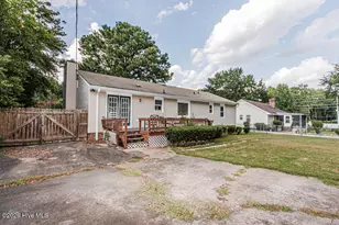 1413 Rock Creek Dr, Rocky Mount, NC 27804 - Photo 5