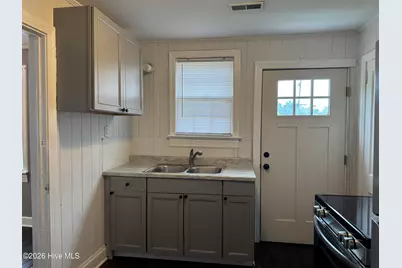 709 E Vernon Avenue, Kinston, NC 28501 - Photo 7