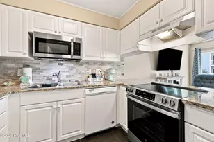 9201 Coast Guard Rd, Emerald Isle, NC 28594 - Photo 17