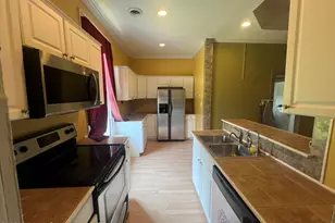 307 S Mitchell St, Fairmont, NC 28340 - Photo 3