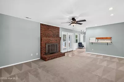219 Audubon Drive, Jacksonville, NC 28546 - Photo 9