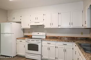 108 King George Ct, Jacksonville, NC 28546 - Photo 3
