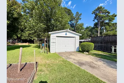 506 Raleigh Road, Clinton, NC 28328 - Photo 15