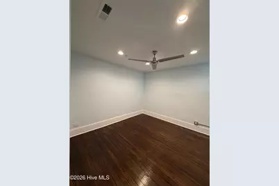 127 W Main Street #203, Washington, NC 27889 - Photo 5