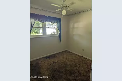900 E Nicholson Street, Clinton, NC 28328 - Photo 9