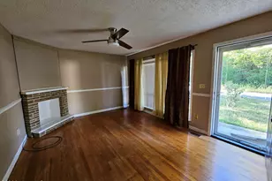 900 E Nicholson St, Clinton, NC 28328 - Photo 13