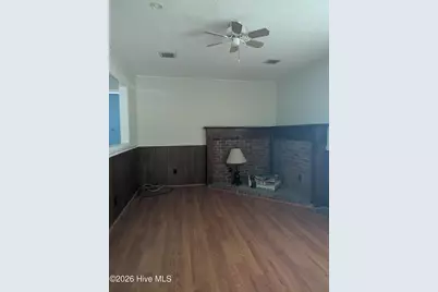 900 E Nicholson Street, Clinton, NC 28328 - Photo 5