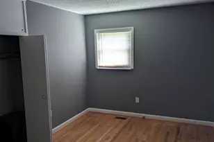 900 E Nicholson St, Clinton, NC 28328 - Photo 17