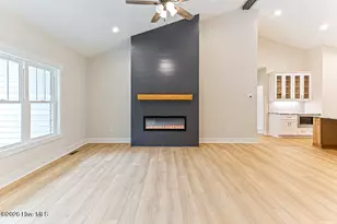 131 Longleaf Dr, West End, NC 27376 - Photo 7
