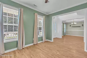 305 E Regent Ct, Jacksonville, NC 28546 - Photo 13