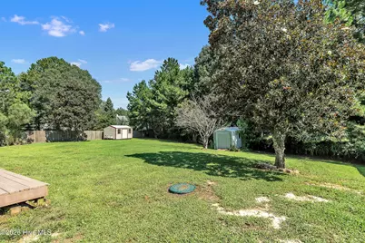 305 E Regent Court, Jacksonville, NC 28546 - Photo 61