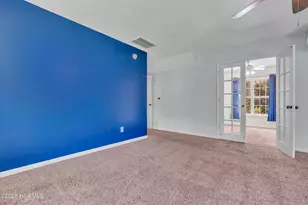 305 E Regent Ct, Jacksonville, NC 28546 - Photo 47