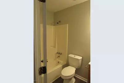 325 W Frances Street, Jacksonville, NC 28546 - Photo 7