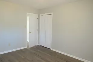 325 W Frances St, Jacksonville, NC 28546 - Photo 5