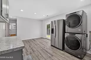 705 Holbrooke Ave, Wilmington, NC 28412 - Photo 17