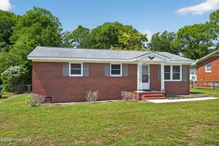 705 Holbrooke Ave, Wilmington, NC 28412 - Photo 3