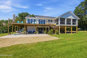 210 Upchurch Dr, Newport, NC 28570 - Photo 5