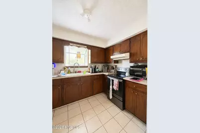 117 Quarterdeck Townes, New Bern, NC 28562 - Photo 3