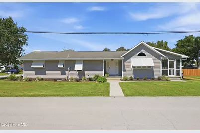 602 W Broad Street, Swansboro, NC 28584 - Photo 3