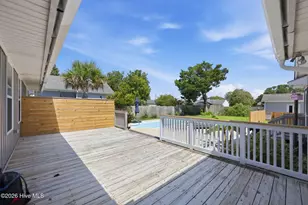 602 W Broad St, Swansboro, NC 28584 - Photo 35