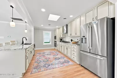 602 W Broad Street, Swansboro, NC 28584 - Photo 9